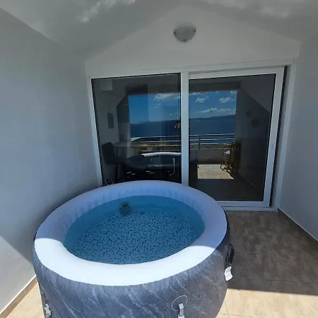 Apartmán Sea View With Swimming Pool Near *