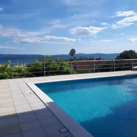 Apartmán Sea View With Swimming Pool Near Split